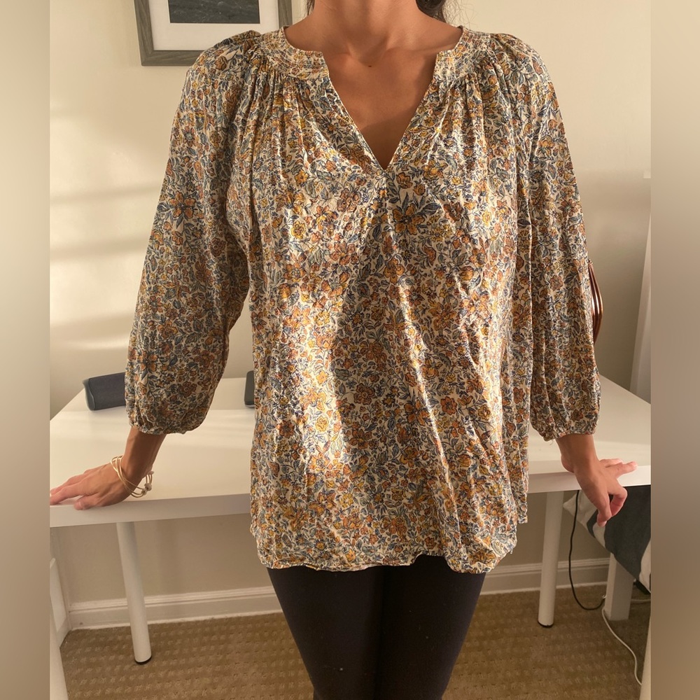 Easy breezy springtime blouse